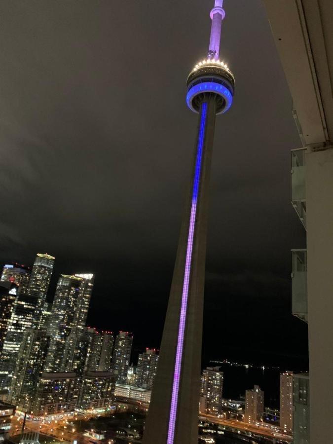 Luxury Condo With Cn Tower View Τορόντο Εξωτερικό φωτογραφία